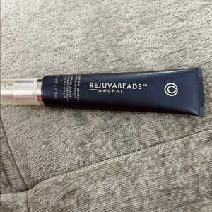 Monat Rejuvabeads Hair Treatment